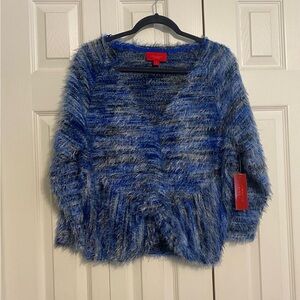 🍀NWT! Jennifer Lopez Blue and Gray Twist Front Sweater